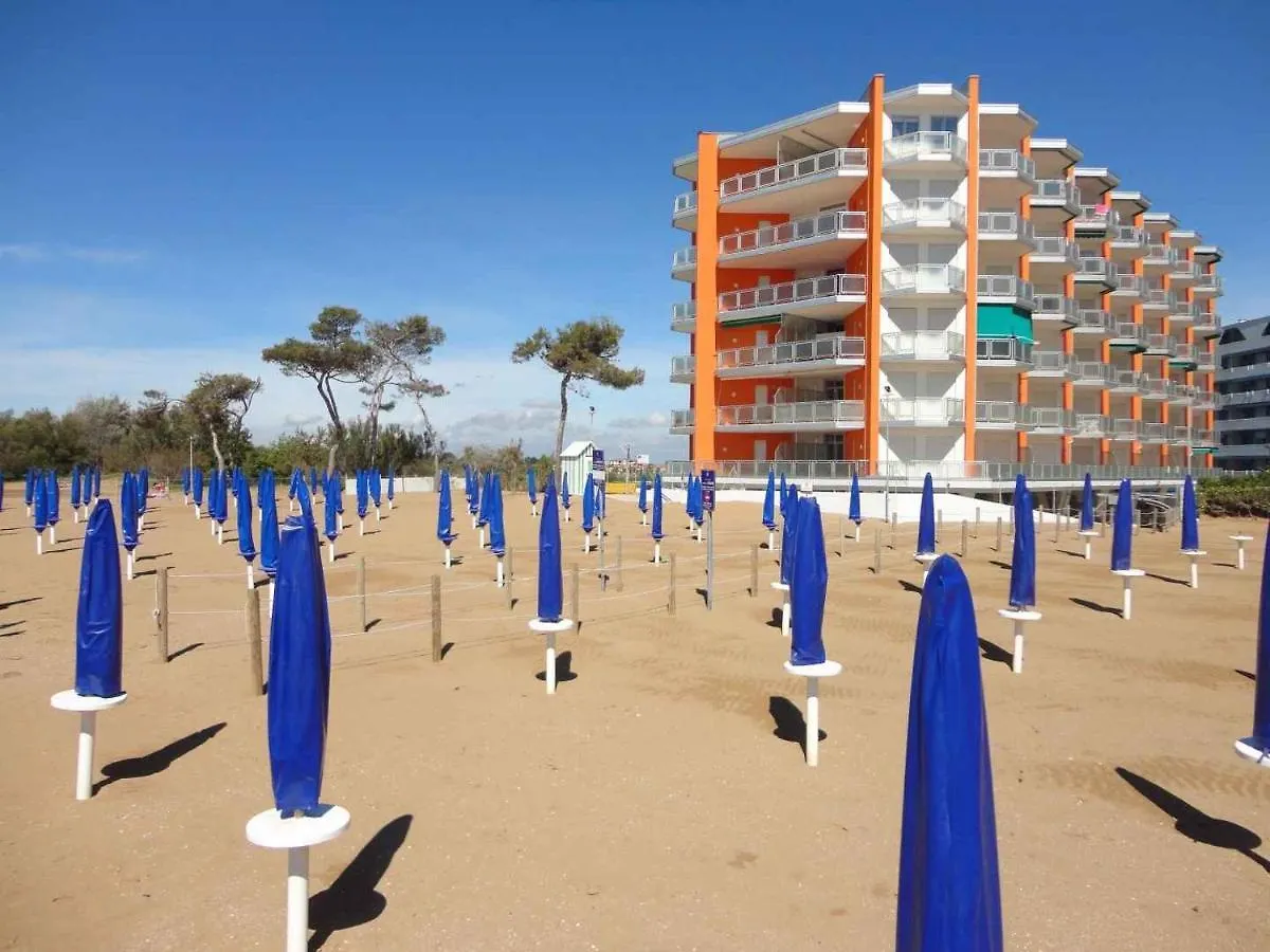 Apartment In Porto Santa Margherita 43488